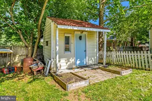 606 Edwards Ferry Rd NE, Leesburg, VA 20176 - Photo 38