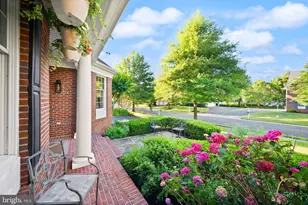 20247 Kiawah Island Dr, Ashburn, VA 20147 - Photo 6