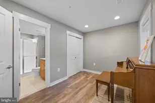 22499 Verde Gate Terrace, Brambleton, VA 20148 - Photo 6
