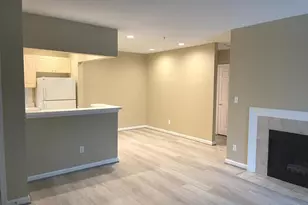 20283 Beechwood Terrace, Ashburn, VA 20147 - Photo 6