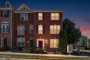 42703 Tunstall Terrace, Ashburn, VA 20147 - Photo 2