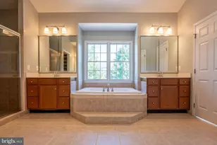 20262 Kiawah Island Dr, Ashburn, VA 20147 - Photo 30