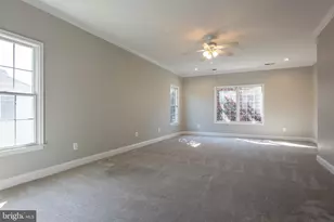 20262 Kiawah Island Dr, Ashburn, VA 20147 - Photo 32
