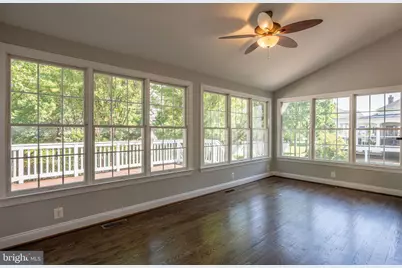 20262 Kiawah Island Drive, Ashburn, VA 20147 - Photo 18