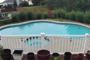 23171 Hemingford Circle, Sterling, VA 20166 - Photo 2