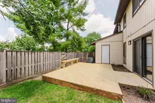 749 Sugarland Run Dr, Sterling, VA 20164 - Photo 34