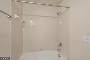 43487 Town Gate Square, Chantilly, VA 20152 - Photo 40