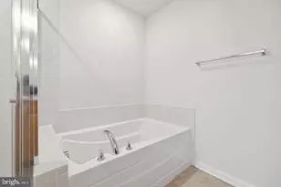 43487 Town Gate Square, Chantilly, VA 20152 - Photo 32