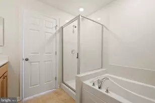43487 Town Gate Square, Chantilly, VA 20152 - Photo 34