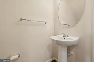 43487 Town Gate Square, Chantilly, VA 20152 - Photo 20