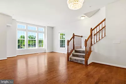 43487 Town Gate Square, Chantilly, VA 20152 - Photo 18