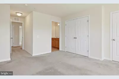 43487 Town Gate Square, Chantilly, VA 20152 - Photo 30