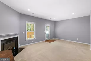 42449 Patrick Wayne Square, Broadlands, VA 20148 - Photo 26