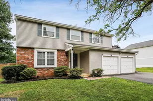105 Appletree Dr NE, Leesburg, VA 20176 - Photo 4