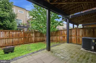 42308 Rockrimmon Ter, Ashburn, VA 20148 - Photo 40