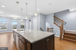 42308 Rockrimmon Ter, Ashburn, VA 20148 - Photo 14