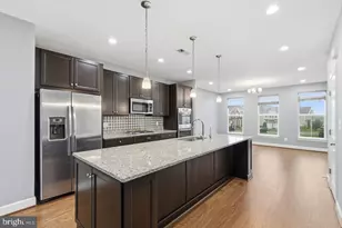 42308 Rockrimmon Ter, Ashburn, VA 20148 - Photo 12