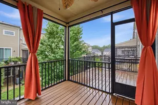 42308 Rockrimmon Ter, Ashburn, VA 20148 - Photo 22