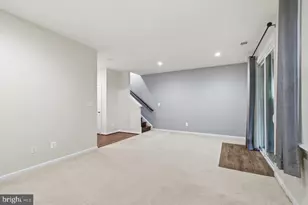 42308 Rockrimmon Ter, Ashburn, VA 20148 - Photo 38