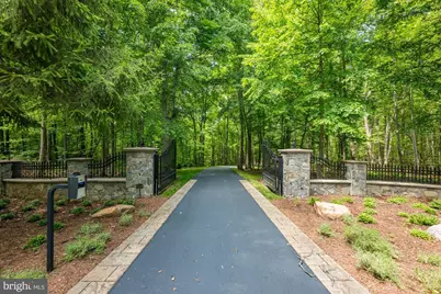 21750 Laurel Wood, Leesburg, VA 20175 - Photo 4