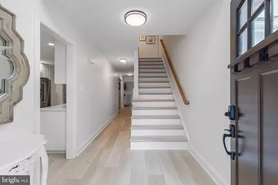 215 Andover Court NE, Leesburg, VA 20176 - Photo 4