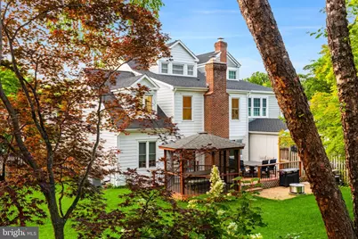 215 Andover Court NE, Leesburg, VA 20176 - Photo 2