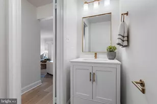 215 Andover Ct NE, Leesburg, VA 20176 - Photo 10