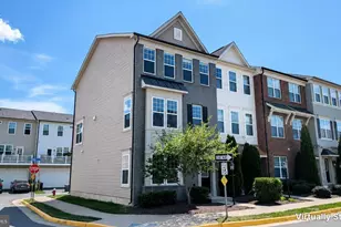 25556 Palenza Terrace, Chantilly, VA 20152 - Photo 2