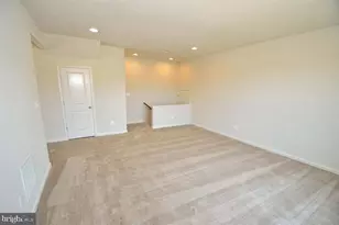 22816 Breezy Hollow Dr, Brambleton, VA 20148 - Photo 8