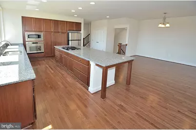 22816 Breezy Hollow Drive, Brambleton, VA 20148 - Photo 10