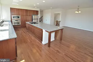 22816 Breezy Hollow Dr, Brambleton, VA 20148 - Photo 10