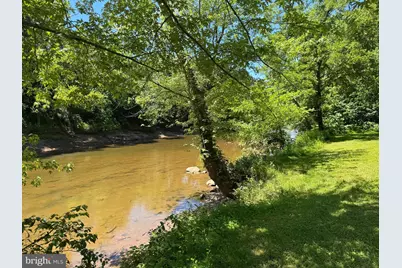 19955 Youngs Cliff Road, Sterling, VA 20165 - Photo 2