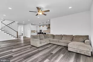 41919 Spring Air Dr, Brambleton, VA 20148 - Photo 16