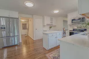 107 Appletree Dr NE, Leesburg, VA 20176 - Photo 16