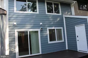 237 Greenfield Ct, Sterling, VA 20164 - Photo 32