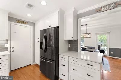 43305 Wayside Circle, Ashburn, VA 20147 - Photo 16