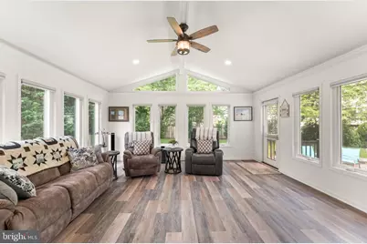 43305 Wayside Circle, Ashburn, VA 20147 - Photo 4