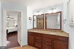 43305 Wayside Cir, Ashburn, VA 20147 - Photo 40