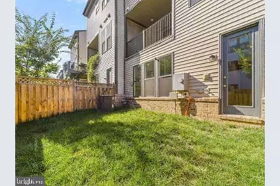 42305 Crawford Terrace, Brambleton, VA 20148 - Photo 2