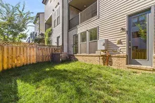 42305 Crawford Ter, Brambleton, VA 20148 - Photo 2