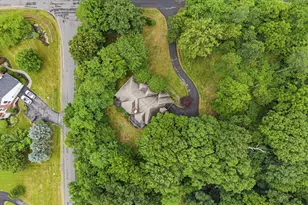 17951 Stoneleigh Dr, Round Hill, VA 20141 - Photo 6