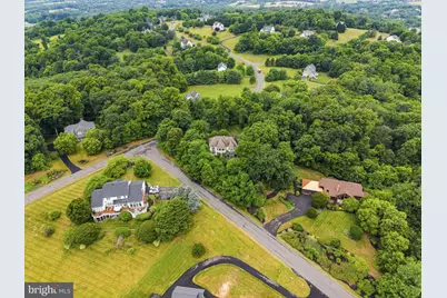 17951 Stoneleigh Drive, Round Hill, VA 20141 - Photo 4