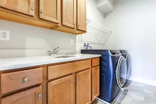 625 Lipizzan Dr SW, Leesburg, VA 20175 - Photo 18