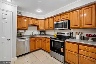 204 Shenandoah St SE, Leesburg, VA 20175 - Photo 8