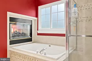 20524 Brandy Station Ct, Sterling, VA 20165 - Photo 38