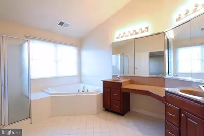 22817 Nichols Farm Way, Ashburn, VA 20148 - Photo 14
