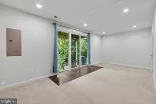 22503 Windsor Locks Square, Ashburn, VA 20148 - Photo 46