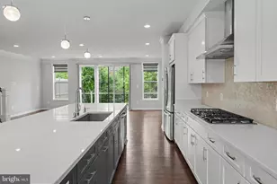 22503 Windsor Locks Square, Ashburn, VA 20148 - Photo 14