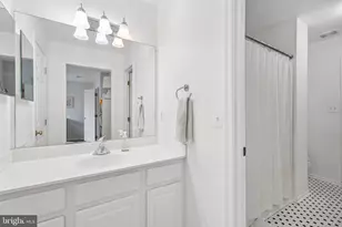 20353 Bowfonds St, Ashburn, VA 20147 - Photo 30
