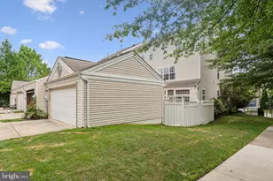 20353 Bowfonds St, Ashburn, VA 20147 - Photo 38